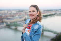 Anna Kovacs